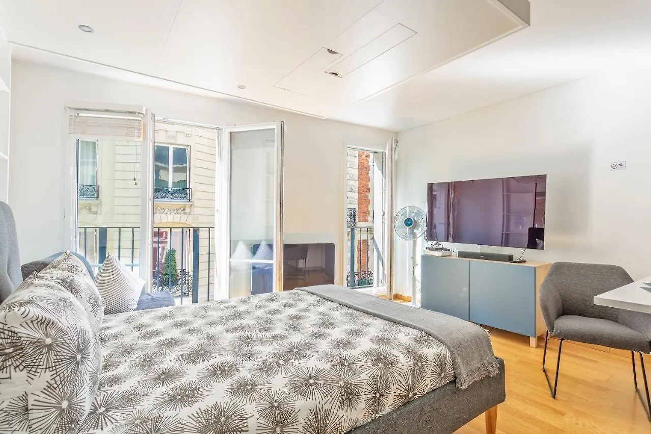 Arc De Triomphe Luxury Place Paris Apartment